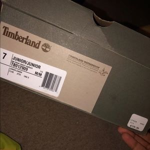 Jr size 7 timberland boots